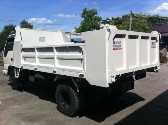 ขาย!!!  รถกระบะดั้ม 6 ล้อ NPR เครื่อง 4HK สภาพดีมาก