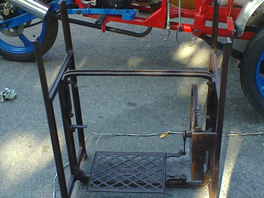 ขาจักรเหล็กหล่องานเยอรมันครับ ขาจักรเหล็กหล่องานเยอรมันครับ