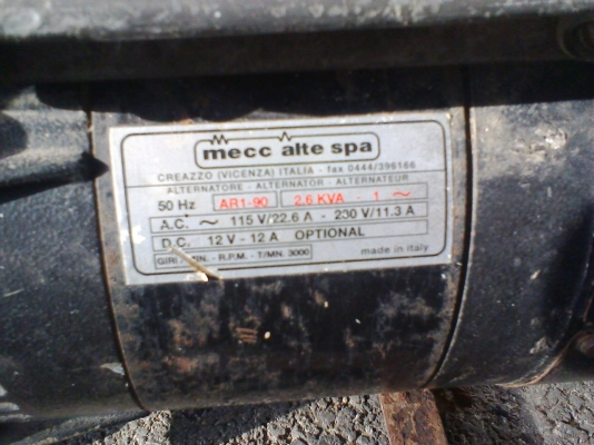 ขายแล้วครับเครื่องปั่นไฟ 2.6 kva อิตาลีเครื่องฮอนด้า 5.5 แรง ขายแล้วครับเครื่องปั่นไฟ 2.6 kva อิตาลีเครื่องฮอนด้า 5.5 แรง