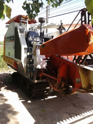 KUBOTA DC68G อุ้ม รถสวยพร้อมใช้ KUBOTA DC68G อุ้ม รถสวยพร้อมใช้