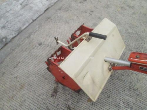 เครื่องกำจัดวัชพืชในร่องข้าว   MARUYAMA  MA3รหัสสินค้า : 80802475 Line ID: nihonmono หรือเพิ่มเติมไดที่ www.nihonmono.com