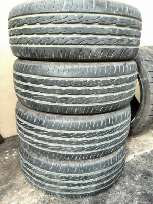 ขายยาง MAXXIS PRO R1 195-55-15 ปี13 ดอกหนาจัด เนื้อนิ่ม ไม่มีปะ ชุดละ 3,800 บาท