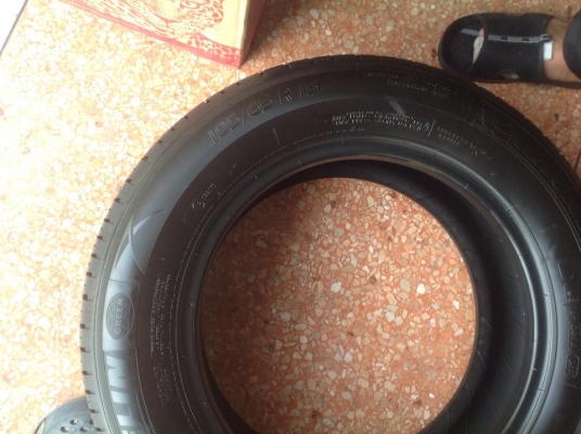 ขาย-michelin energy 195/65 r15 ,ขาย Bridcestone 255/70 r15 ราคาเบา