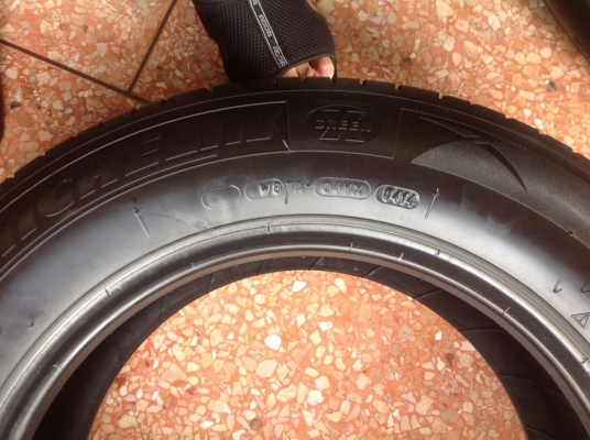 ขาย-michelin energy 195/65 r15 ,ขาย Bridcestone 255/70 r15 ราคาเบา