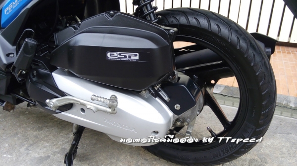 Click 125i ล้อแม็กจดปลายปี 56 ไมล์วิ่ง 7500 โลเท่านั้น Click 125i ล้อแม็กจดปลายปี 56 ไมล์วิ่ง 7500 โลเท่านั้น