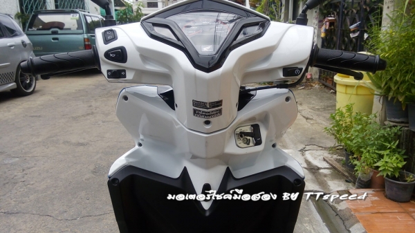 Click 125i ล้อแม็กจดปลายปี 56 ไมล์วิ่ง 7500 โลเท่านั้น Click 125i ล้อแม็กจดปลายปี 56 ไมล์วิ่ง 7500 โลเท่านั้น