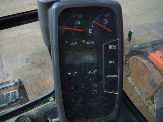 ZX135US ซีเรียล69546 ปี2005 คันนี้กำลังมาถึง ใครหาอยู่ติดต่อเข้ามาดูรถได้เลยครับ