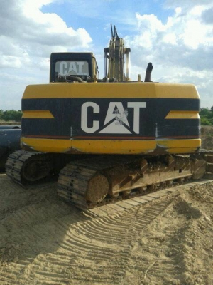 CAT 320 V1