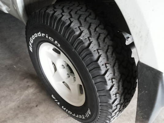 ล้อแมกซ์เลนโซ่เบลดเล่พร้อมยาง bf 265 75 16 สภาพสวยนางฟ้า ล้อแมกซ์เลนโซ่เบลดเล่พร้อมยาง bf 265 75 16 สภาพสวยนางฟ้า