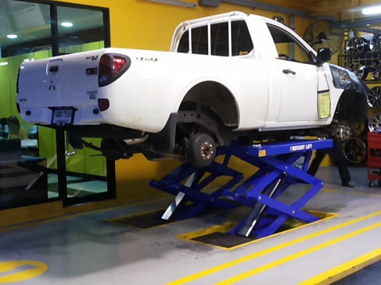 ล้อแมกซ์เลนโซ่เบลดเล่พร้อมยาง bf 265 75 16 สภาพสวยนางฟ้า ล้อแมกซ์เลนโซ่เบลดเล่พร้อมยาง bf 265 75 16 สภาพสวยนางฟ้า