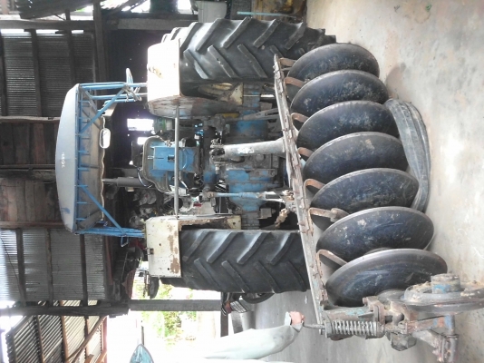 ขายรถไถ Ford 6600 อุปกรณ์ผานหน้าหลัง เสื้อลาย สนใจ 0808255385, 0810707634