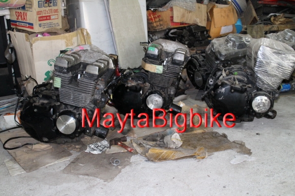 เครื่อง  CB400 XJR400 Sr400 และSteed อะไหล่แต่งและผาครอบหม้อน้ำชุบโครเมี่ยม Steed