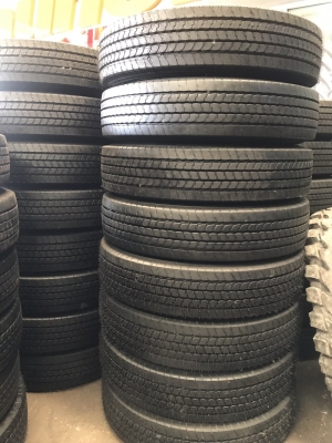 ขายถูกยางใหม่ถอด 7.00R16 พร้อมชุด นอก/ใน/รอง