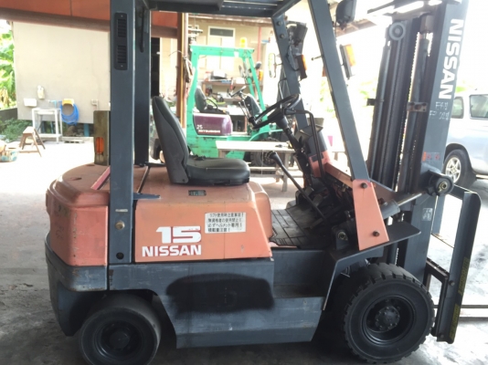 NISSAN  Forklift ขนาดยก 1.5 ตัน เสา  3  เมตร