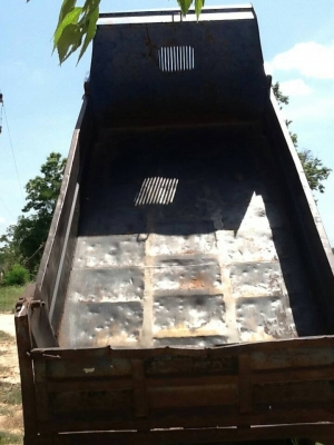 ขายรถ 6 ล้อดั้ม