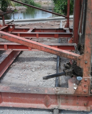 085-7666984 ขายปั้นจั่นตอกเสาเข็ม16.50เมตร ตุ้ม5.5 ตัน วิน 32 อู่สิงโตสภาพ 90 \% เดิมๆจากอู่ 085-7666984 ขายปั้นจั่นตอกเสาเข็ม16.50เมตร ตุ้ม5.5 ตัน วิน 32 อู่สิงโตสภาพ 90 \% เดิมๆจากอู่