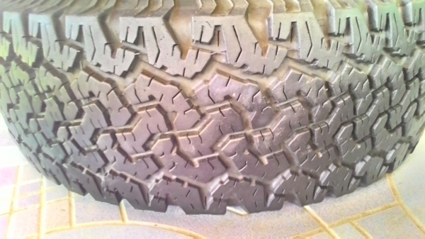 ขายยาง bf265/70/r16 ปี12 สภาพใช้น้อยมาก 1 คู่ ขายยาง bf265/70/r16 ปี12 สภาพใช้น้อยมาก 1 คู่