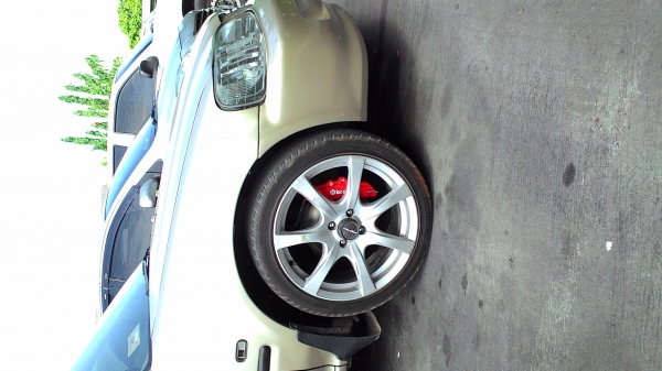 แม๊กขอบ 17 ขนาด 4 รู 100 พร้อมยาง 205/45R17 ชุด  4 ล้อ tel.081-427-3941