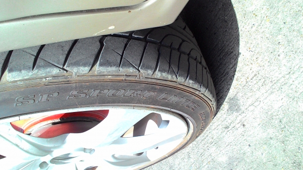 แม๊กขอบ 17 ขนาด 4 รู 100 พร้อมยาง 205/45R17 ชุด  4 ล้อ tel.081-427-3941