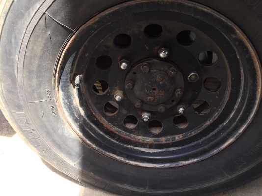 ขายรถพร้อมลุยพร้อมใช้งาน หัวสวยใสเดิมเพลาลอยเครื่อง3000cc