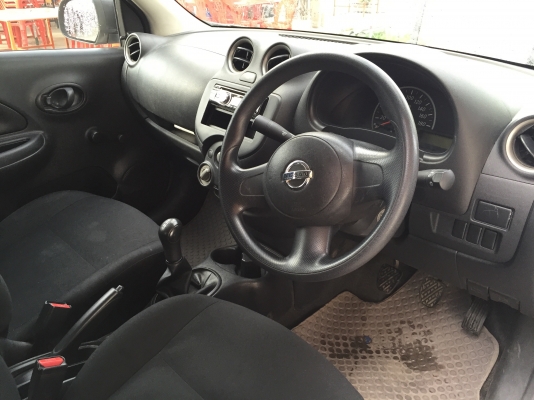 ขายรถสวยเดิม ปี2011เกียธรรมดามี2คันครับ189000บาท