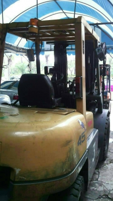 ขายโฟคล์ลิฟต์4.5ตัน tcm ขายโฟคล์ลิฟต์4.5ตัน tcm