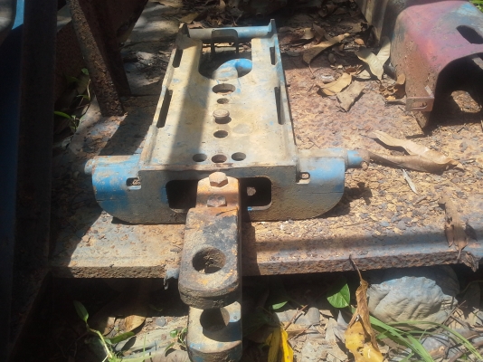 ขายชุดลากจุงติดกับรถไถฟอรด์