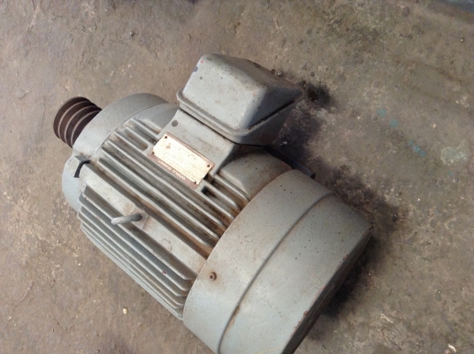 ขายมอเตอร์ Toshiba 15Hp 380V มูเลย์3"