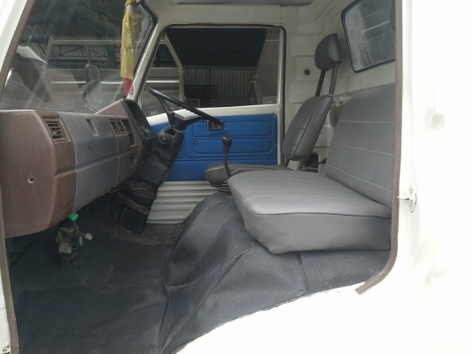 ขาย 6 ล้อ HINO KM 779 ติดเครน 3 ตัน