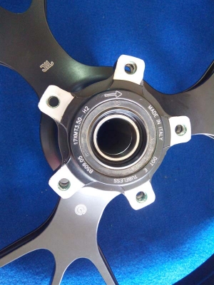 ล้อเเม็ค หน้า - หลัง MARCHESINI สำหรับ DUCATI 1199 R-S ราคาคู่ละ 68000 บาท
