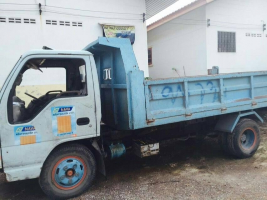 ขาย รถบรรทุก 4 ล้อ ISUZU NKR 110 แรง ป้ายเล็ก