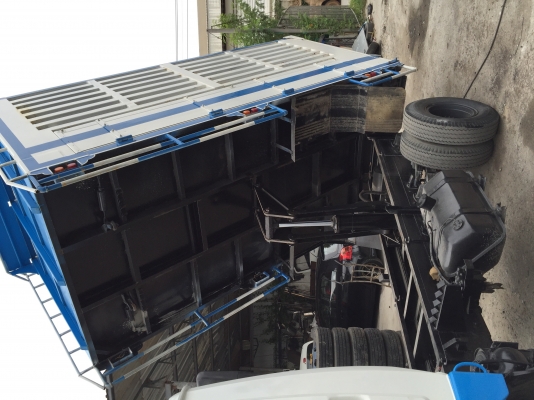 ขายรถบรรทุก รถดั้ม Hino เครื่อง 117แรงม้า รถสวยพร้อมใช้งานพร้อมทะเบียน สนใจติดต่อ 0968858213 โก้