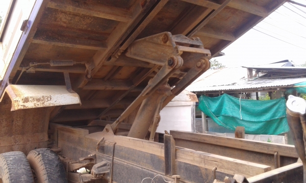 ราคาถูกในรอบปี หกล้อดั้ม อีซูซุ 175แรง ดั้มสามมิตร5คิว สภาพสวยจัดทั้งคัน ทะเบียนพร้อมโอน (ขายแล้วครับ) ราคาถูกในรอบปี หกล้อดั้ม อีซูซุ 175แรง ดั้มสามมิตร5คิว สภาพสวยจัดทั้งคัน ทะเบียนพร้อมโอน (ขายแล้วครับ)