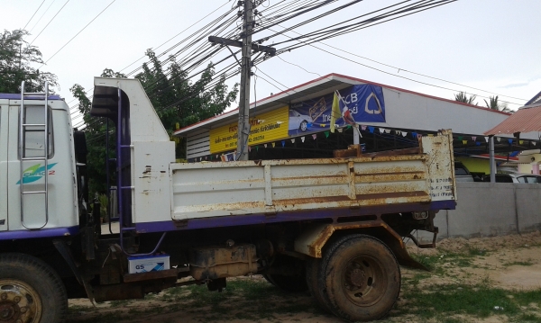 ราคาถูกในรอบปี หกล้อดั้ม อีซูซุ 175แรง ดั้มสามมิตร5คิว สภาพสวยจัดทั้งคัน ทะเบียนพร้อมโอน (ขายแล้วครับ) ราคาถูกในรอบปี หกล้อดั้ม อีซูซุ 175แรง ดั้มสามมิตร5คิว สภาพสวยจัดทั้งคัน ทะเบียนพร้อมโอน (ขายแล้วครับ)