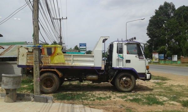 ราคาถูกในรอบปี หกล้อดั้ม อีซูซุ 175แรง ดั้มสามมิตร5คิว สภาพสวยจัดทั้งคัน ทะเบียนพร้อมโอน (ขายแล้วครับ) ราคาถูกในรอบปี หกล้อดั้ม อีซูซุ 175แรง ดั้มสามมิตร5คิว สภาพสวยจัดทั้งคัน ทะเบียนพร้อมโอน (ขายแล้วครับ)