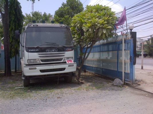 ขายรถ ISUZU  270 แรง รถก๊าช NGV ปี 48 ใช้งานปกติพร้อมใช้งาน ราคา 1500000 บาท โทร  0843376760