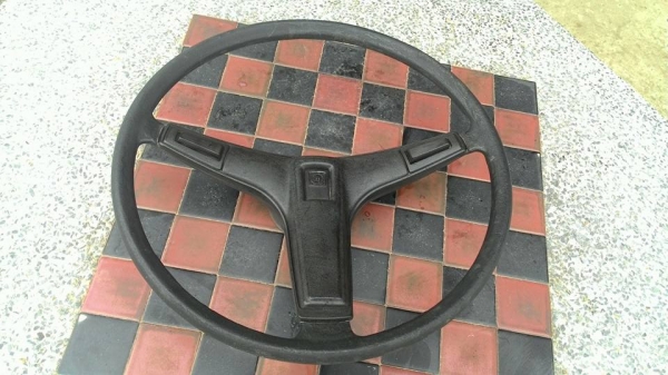 กองนี ขายทุกชิ้นครับ