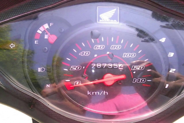 ขาย Honda Wave 100 S U-BOX ปี 48 สภาพสวย,ใช้น้อย มีจอดล้มบังลมนอกด้านขวา และฝาปิดแตรแตก 2 ชิ้น ภาษีเต็ม เล่มพร้อมโอน ขาย Honda Wave 100 S U-BOX ปี 48 สภาพสวย,ใช้น้อย มีจอดล้มบังลมนอกด้านขวา และฝาปิดแตรแตก 2 ชิ้น ภาษีเต็ม เล่มพร้อมโอน