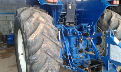 ขายรถไถ FORD 6600 เสื้อลาย ปั๊มกลม ไอดีโต ขายรถไถ FORD 6600 เสื้อลาย ปั๊มกลม ไอดีโต