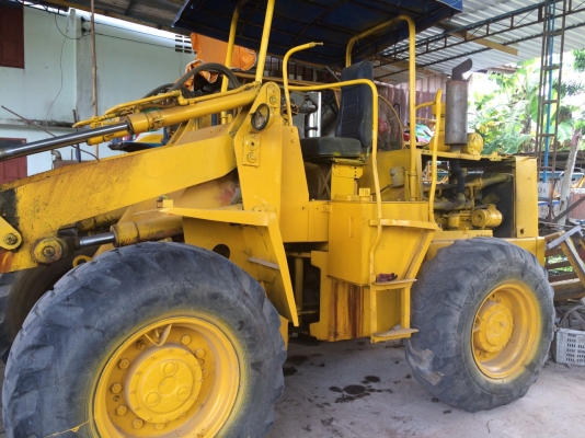 ขาย รถตัก kobelco เอวอ่อน