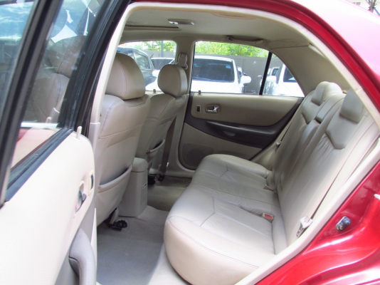 FORD LASER 1.8 AT ติด LPG แล้ว ปี2005 สนใจติดต่อ 080-604-8422 ปุ้ย