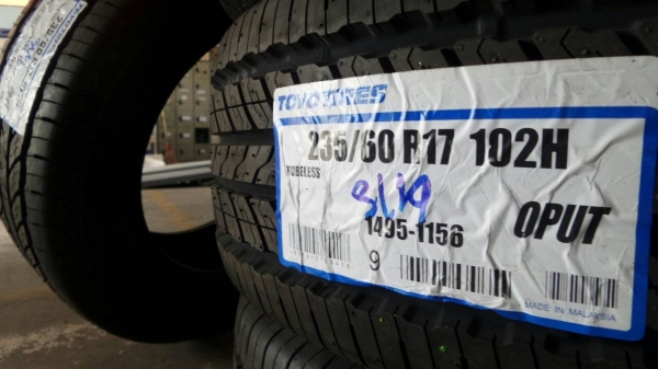 ขายยางใหม่ TOYO OPUT 235/60-17 เส้นละ 4750บาท