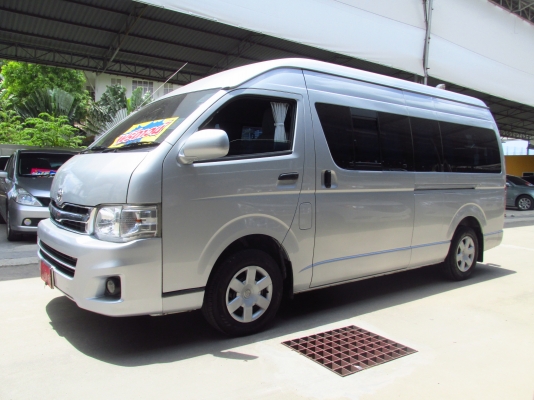 TOYOTA COMMUTER 2.5D4D ปี 2012 สนใจติดต่อ 080-604-8422 ปุ้ย