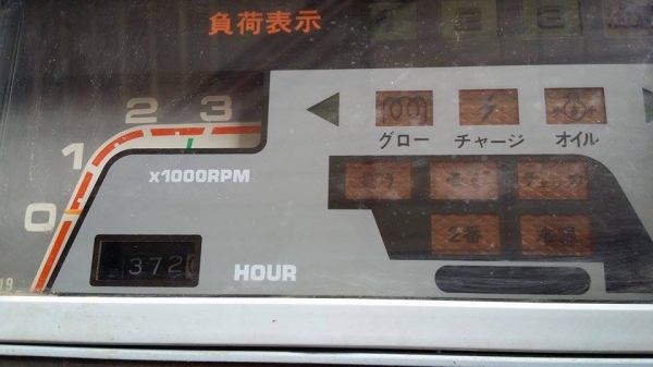 รถเกี่ยวข้าวพร้อมนวดข้าวในตัว แบบนั่งขับ เก่าญี่ปุ่น KUBOTA  R1-191 (2) สภาพสวย มีท่อส่งข้าว