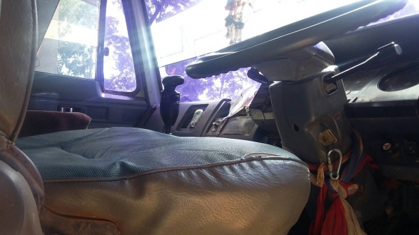 ขายรถบรรทุก 10 ล้อดัมพ์ ISUZU ROCKY 240 แรงม้านางฟ้าแท้ ราคา 1050000