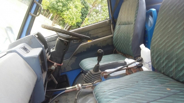 ขายรถบรรทุก 6 ล้อดัมพ์ ISUZU NPR59L 110 แรงม้า ราคา 270000