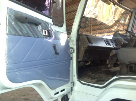 เทเลอร์10ล้อ ร็อกกี้210แรง