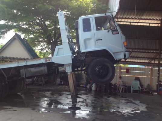 เทเลอร์10ล้อ ร็อกกี้210แรง