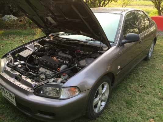 ขาย civic 4 d เครื่องvtec1600 สนใจจริงๆติดต่อเลยครับ