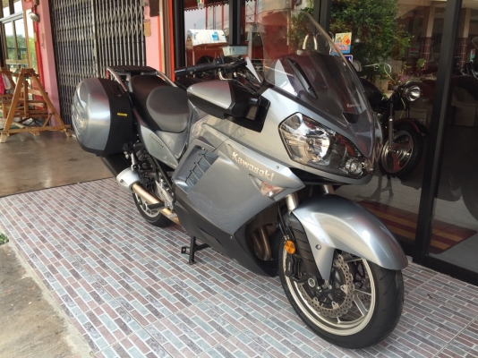 ธารนนทบุรี///ขาย KAWASAKI GTR1400 ปี 2010 สภาพนางฟ้าครับ พร้อมออกทริปกันยาวๆครับ เอกสารทะเบียน ราคา 519,000 บาท ธารนนทบุรี///ขาย KAWASAKI GTR1400 ปี 2010 สภาพนางฟ้าครับ พร้อมออกทริปกันยาวๆครับ เอกสารทะเบียน ราคา 519,000 บาท